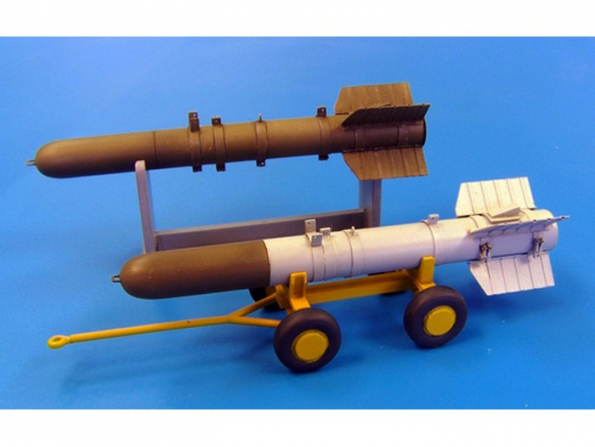 Plus Model AL4031 Missiles Court US Tiny Tim 1/35