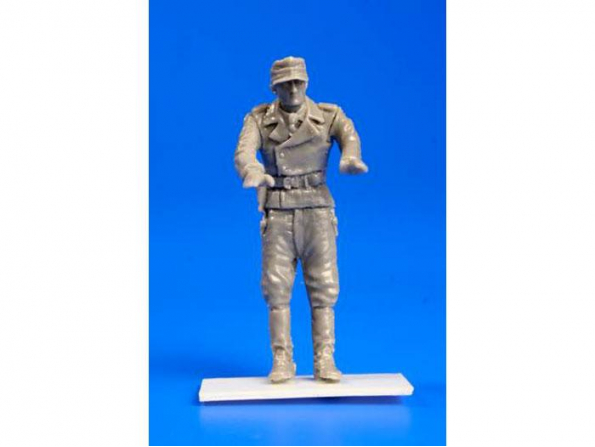 Cmk figurine F48279 Commandant de char allemand WWII 1/48