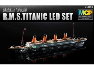 Academy maquette bateau 14220 RMS TITANIC Led Set MCP 1/700