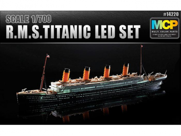 Academy maquette bateau 14220 RMS TITANIC Led Set MCP 1/700