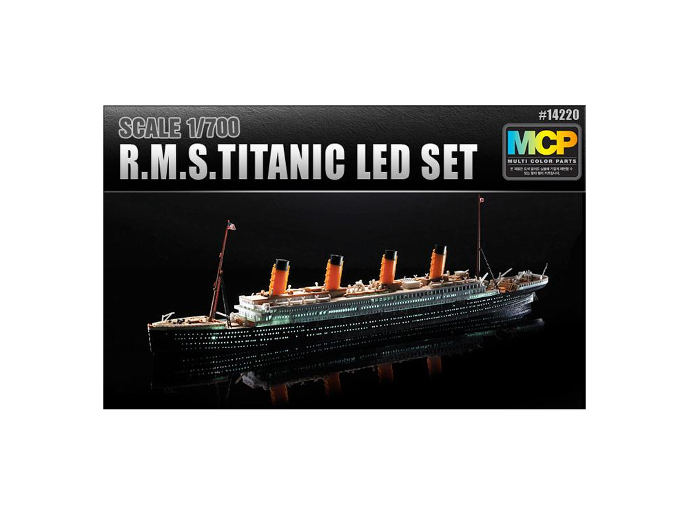 Grande Maquette en Kit à LEDS Navire Transatlantique RMS TITANIC 1
