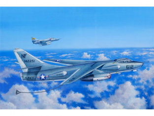 TruMPETER maquette avion 02872 DOUGLAS EKA-3B SKYWARRIOR STRATEGIC BOMBER 1/48