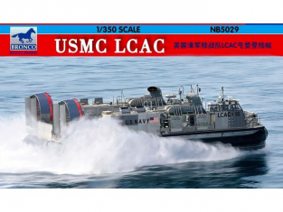 BRONCO maquette bateau nb 5029 USMC LCAC 1/350
