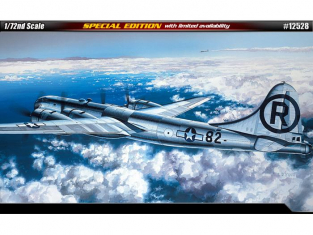 Academy maquette avion 12528 USAAF B-29A "Enola Gay & Bockscar" 1/72