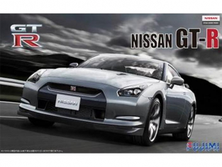 FUJIMI maquette voiture 037677 Nissan GTR R-35 1/24