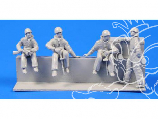 CMK Personnage resine F72288 SOLDATS SOVIETIQUES MONTES SUR CHARS WWII 1/72