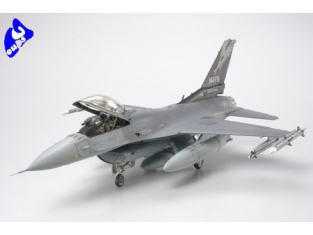 TAMIYA maquette avion 61101 Lockheed Martin F-16C 1/48